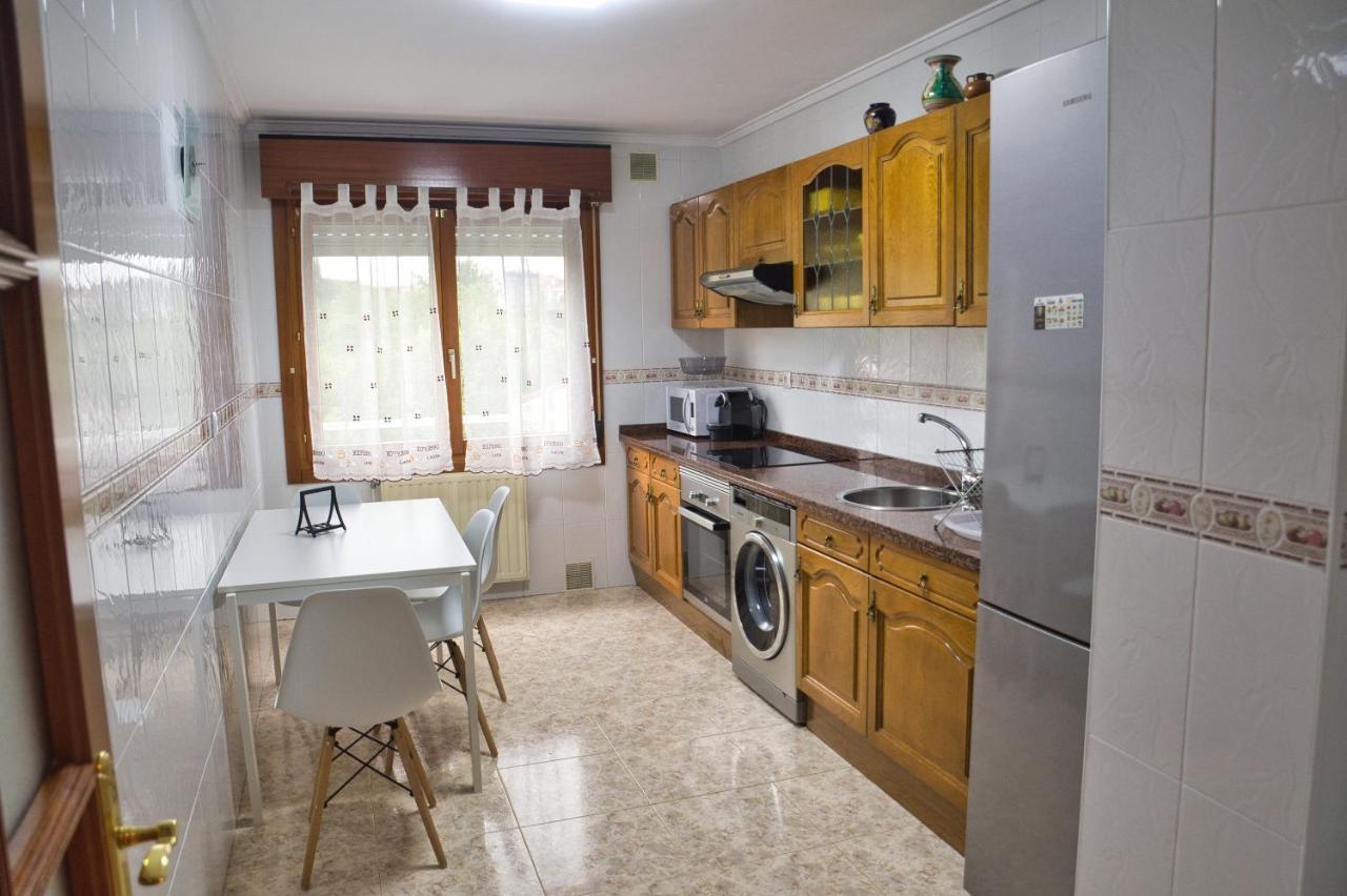 La Villa De Lore, Piso Completo Apto 6 Personas Con Garaje アビレス エクステリア 写真